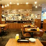 アジアンテイストの店内にこだわっています