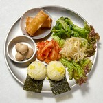 一度に楽しむ韓国小皿の魅力セット。