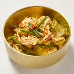 浅漬け風キムチのシャキシャキ新鮮サラダ。