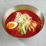 旨辛スープがやみつきに。