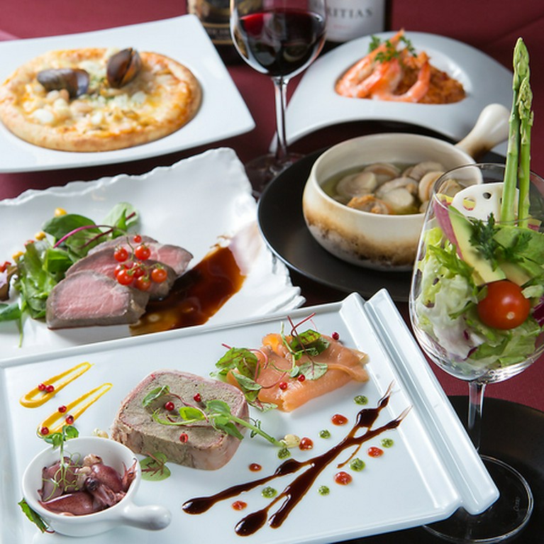 《各種ご宴会・女子会に》ドリンク80種類飲み放題付き♪コミコミコース