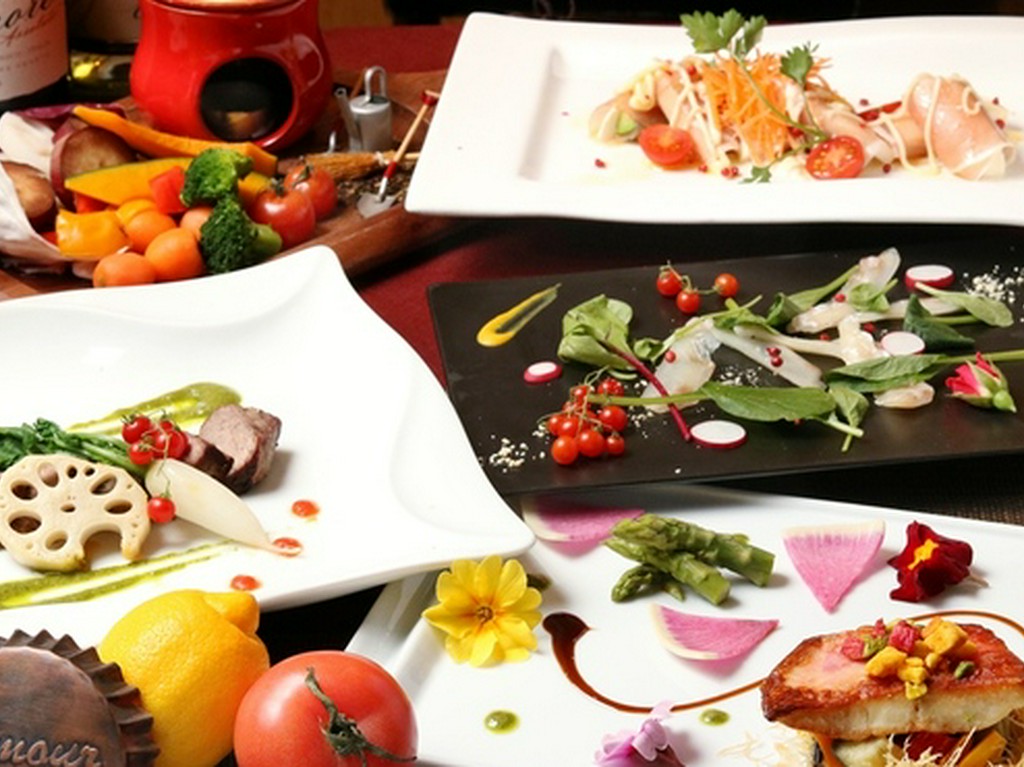 旬の食材を楽しめる季節のディナーコースをご用意！歓送迎会・女子会やパーティーに♪