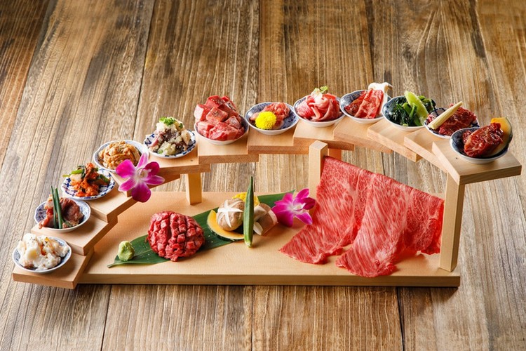 肉の夜市 津島店 津島/あま市/焼肉 ネット予約可 | ヒトサラ