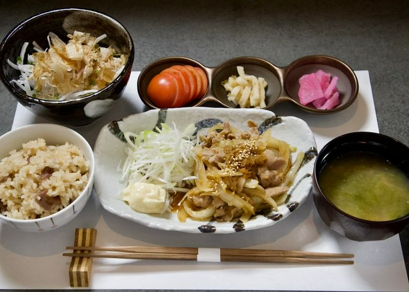 小料理店の味をご家庭でも楽しんでいただきたい