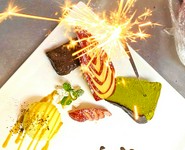 思い出に残したい大切な記念日やお誕生日、イベントにおすすめ♪特製のデザートプレートをご用意いたします！（※ディナータイムのみ）ご希望の際は、前日迄にご予約ください。