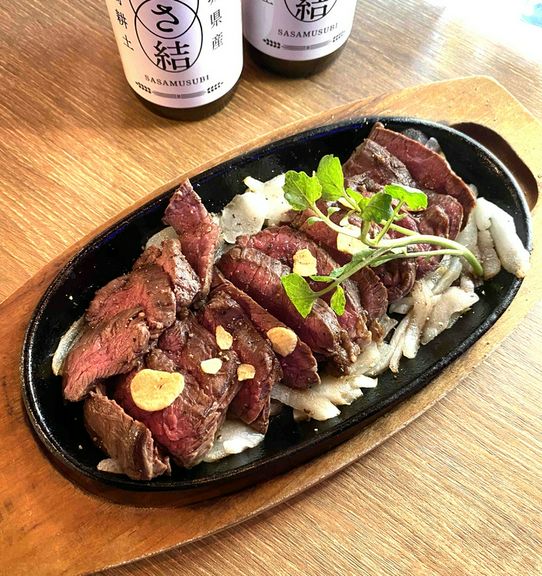 BARBiG名物！絶品☆黒毛和牛のローストビーフ