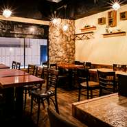 テーブル席