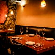 テーブル4名様×5