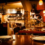 テーブル2名様×3