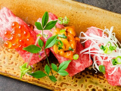 喧騒から離れた落ち着いた空間は接待にも最適です