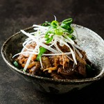瓶詰めキャビアユッケ
