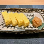 鹿児島県黒毛和牛「薬師牛(やくしぎゅう)」を使用し丁寧に仕上げます。