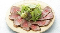 出汁が染み出る玉子焼きは、ご注文いただいてから職人が丁寧に焼いてご提供いたします。
