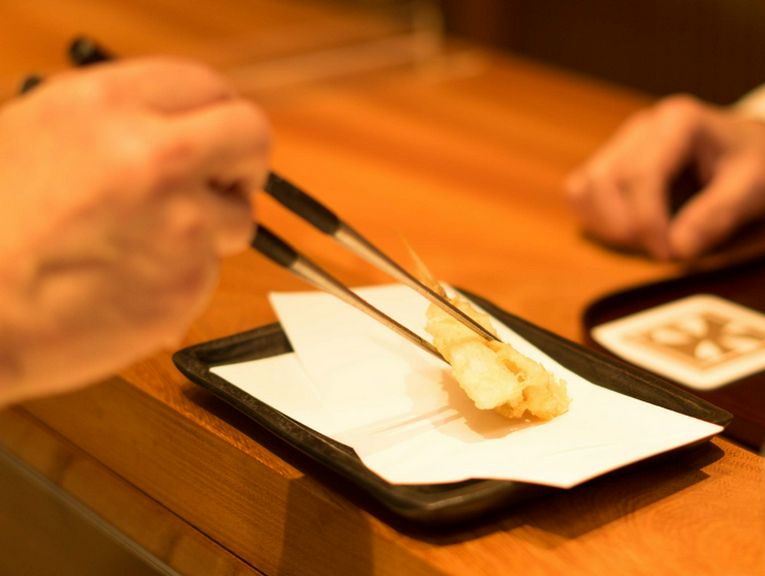 おいしさの根底に流れている匠の技『海老の天ぷら』