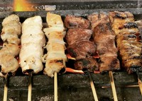 ミックスやきとん(三本)