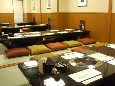 掘りごたつ個室