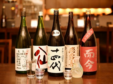 料理を引き立てるのは、秀逸なセレクトの日本酒