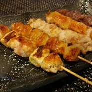 塩・タレを選んでいただきシェフオススメの串を焼き上げます。