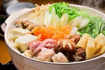 当店自慢の海鮮寄せ鍋コースが登場
忘年会におすすめ☆