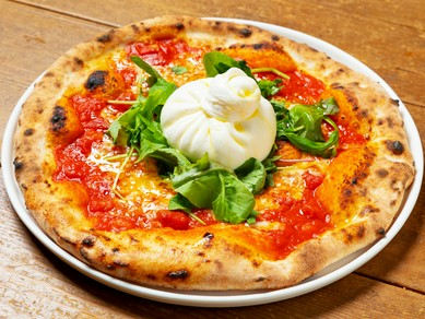 お料理に合わせてワインもおすすめしております