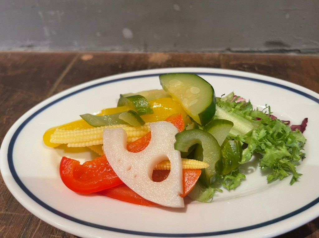  彩り野菜の自家製ピクルス