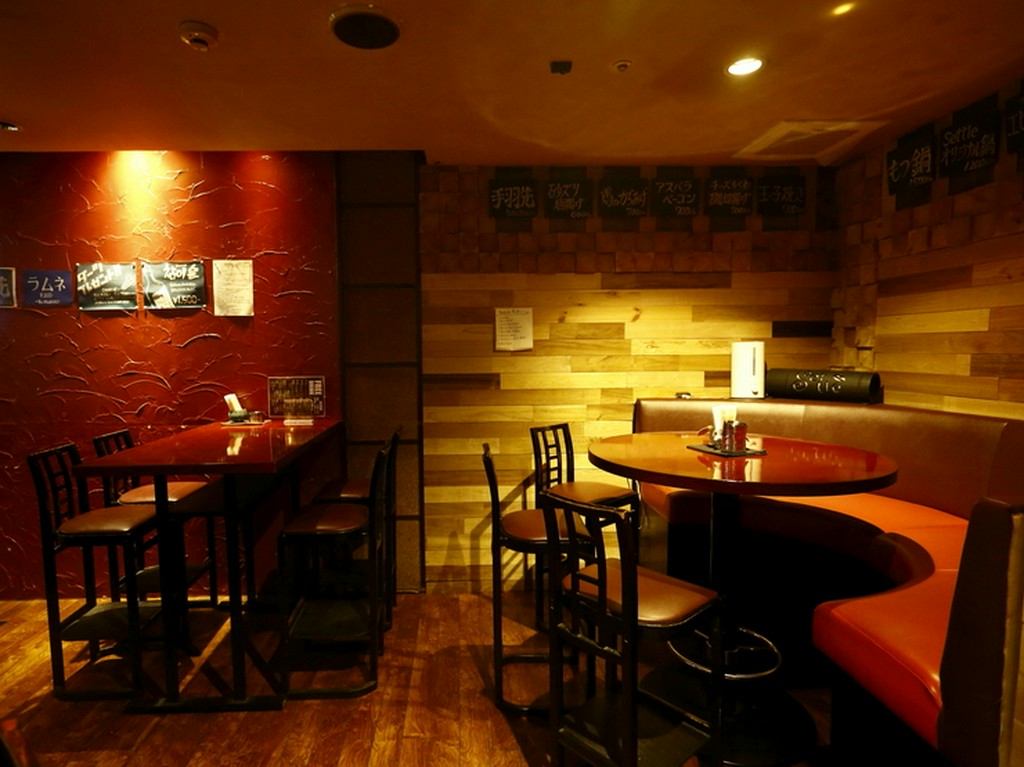 食べて楽しい時間を過ごせる、飲み放題付きコースはいかが？