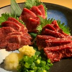 馬刺し3種盛り