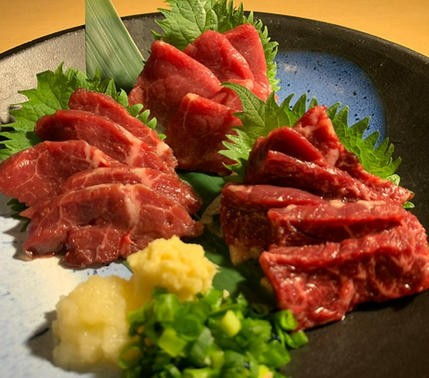 馬刺し3点盛り合わせ