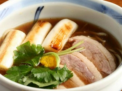 手打ち蕎麦と鴨料理。恵比寿駅東口から少し離れた大人の隠れ家