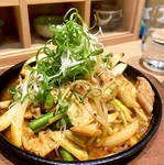 TVでも話題の「鰤」（おさかな）のホルモンを使用してピリ辛味噌で炒めた逸品です