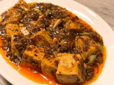 ディナー 『お手軽コース』前菜3種盛り、黒豚餃子、トリュフ天津飯の全3品