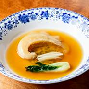 大切な日に大切な人と特別なお料理を、、、
代沢の隠れ家レストランで思い出に残るひと時はいかがでしょうか。
