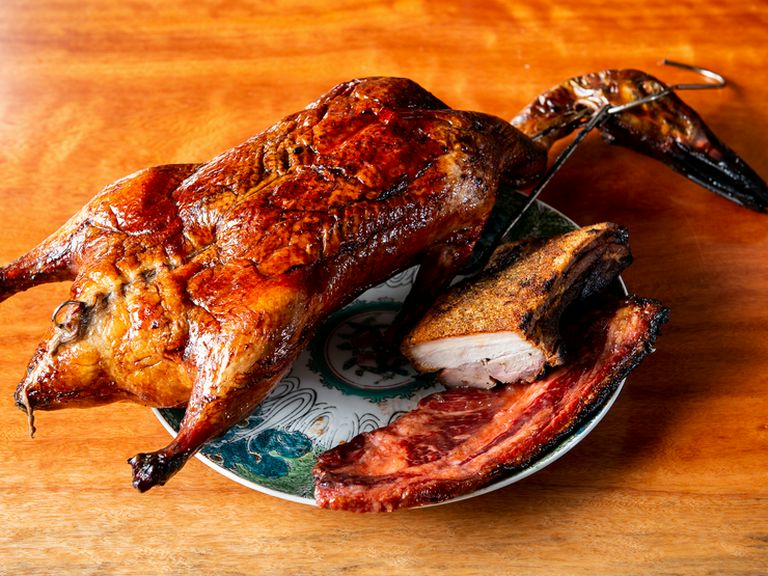 イチオシメニュー『あひるの窯焼きロースト自家製梅ジャム添え』