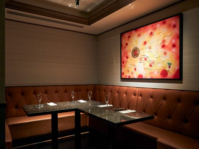 エントランスを通らずにご案内可能なVIP個室8名様