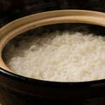 毎朝玄米から自家製米し、お水は世界遺産である秋田の白神山地のお水を使用