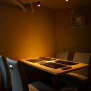 テーブル席　２～４名様　お子様連れ可能です