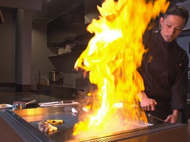 澄川での大人デートに鉄板料理