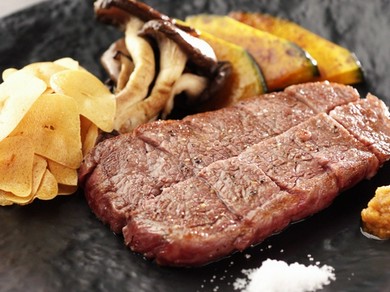 北海道産黒毛和牛ランプステーキ（100g）