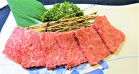 肉が貝の身の形に似ているので「カイノミ」と呼ばれています。カイノミはカルビの中で一番背中側によっているお肉で、ヒレに一番近い部位です。脂の甘みがありながら決してくどくないのがポイント！