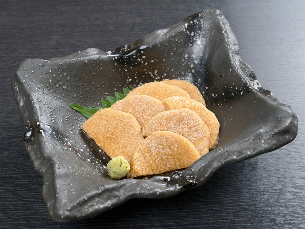 メニューを眺めて決める、ファーストコンタクトの一品『山芋のたまり醤油漬け』