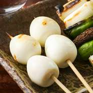 特製のタレか塩でご注文いただけます。美味しさは食べてからのお楽しみ！