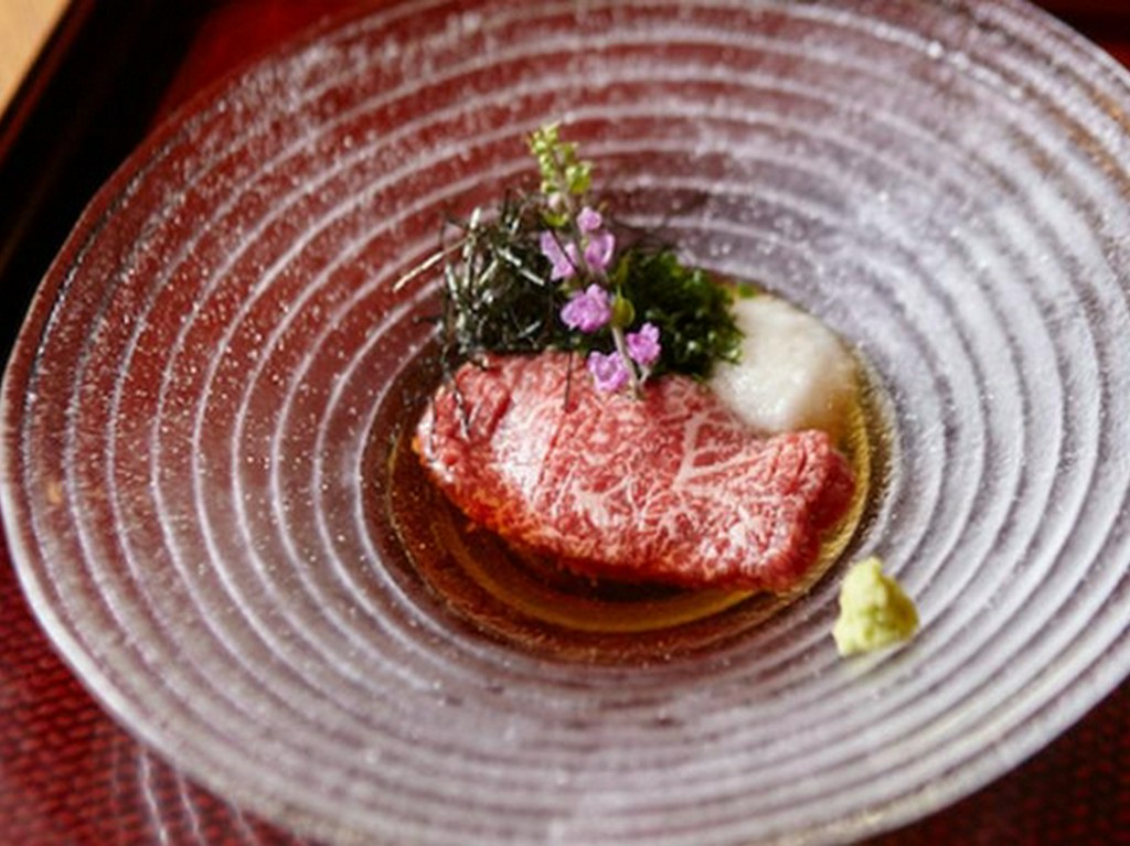 炭火焼きサーロインステーキなど全６品　ランチ限定コースをディナーに！