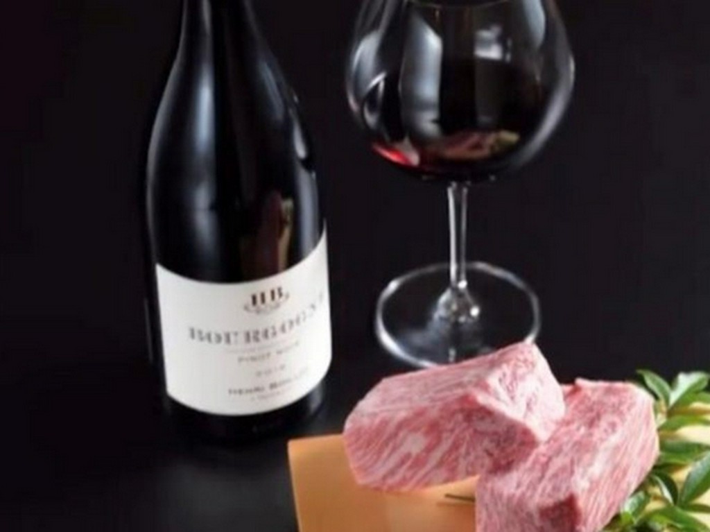 お勧め近江牛堪能、希少部位焼き物、名物和シチュー、肉刺し、炭火焼きステーキなど肉尽くし全１０品