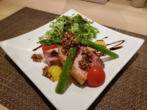 ハーブ豚厚切ベーコン焦がし醤油にて