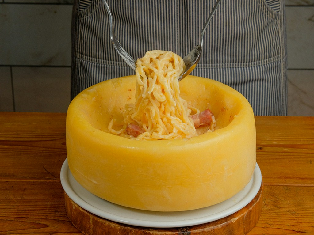 友人にシェアしたくなる、ライブ感満点の演出も見どころ