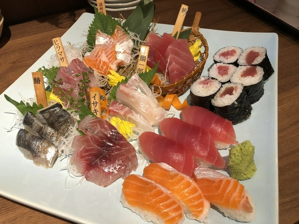 おつまみ特鮮刺身6点盛り合わせ