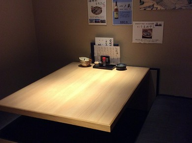 掘りごたつ個室