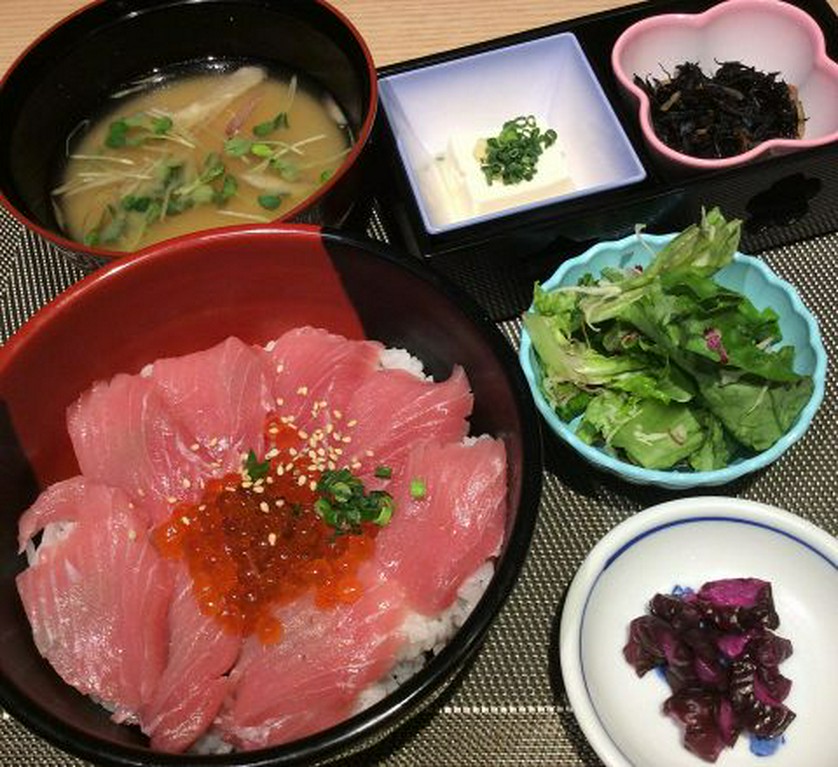 限定！鷹島本まぐろ丼