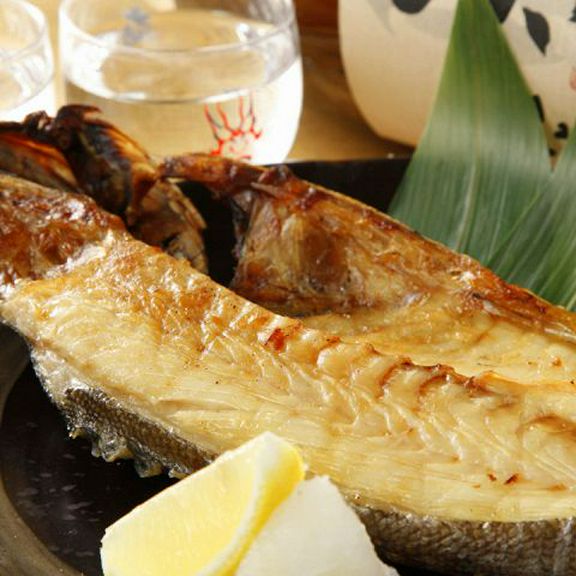 〈魚〉シマホッケ焼き（半身）