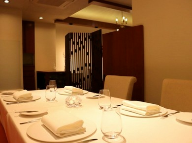 少人数貸切やパーテーションで区切る半個室利用もご相談可能